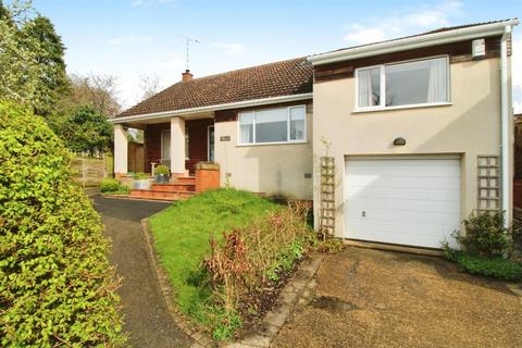 4 bedroom detached bungalow for sale, Brookside Close, just off Dunchurch Road, Rugby CV22