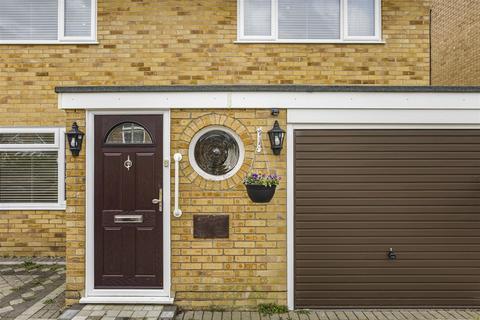 14 Brill Close, Caversham, Reading, RG4 7RD