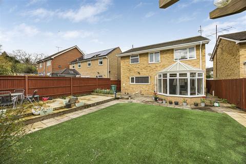 14 Brill Close, Caversham, Reading, RG4 7RD