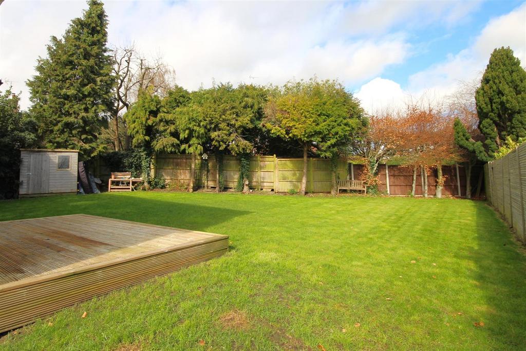 Garden 1.JPG
