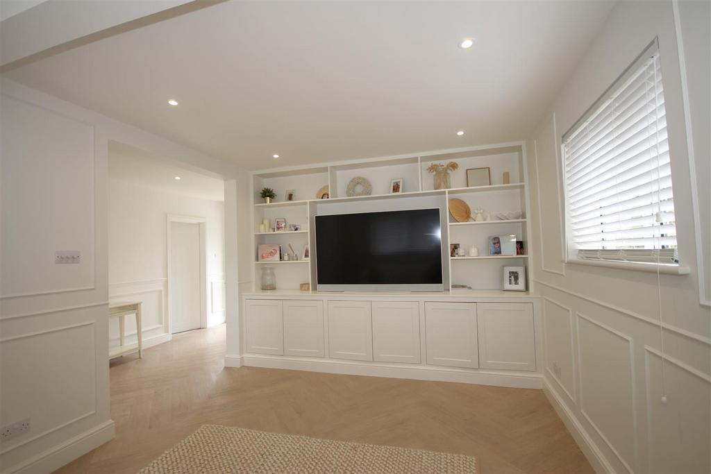 Tv room 2.JPG