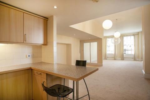 2 bedroom apartment to rent, Commerce Square, Nottingham NG1
