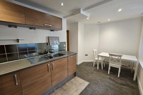 2 bedroom apartment to rent, Broadway, Nottingham NG1