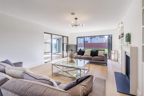 4 bedroom detached house for sale, MEADOW VIEW, Epping Lane, Stapleford Tawney,