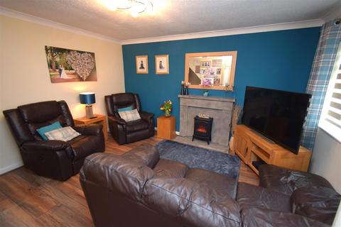 3 bedroom end of terrace house for sale - Lower Southfield, Westhoughton, Bolton