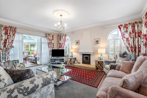 4 bedroom house for sale - Wheatley Road, Ilkley LS29