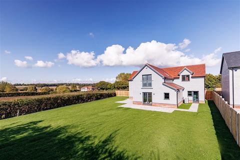 4 bedroom detached house for sale, MEADOW VIEWS, Epping Lane, Stapleford Tawney,