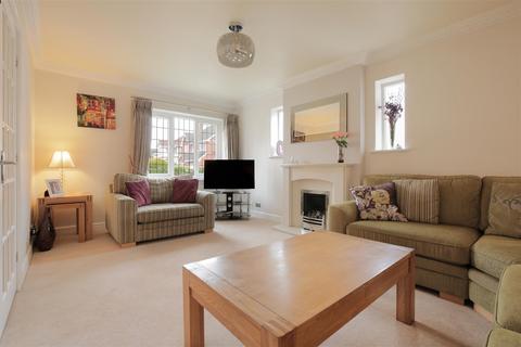 4 bedroom detached house for sale, Byrons Drive, Moss Lane, Timperley