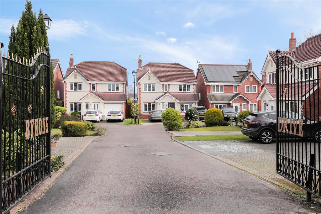 Byrons Drive, Moss Lane, Timperley 4 bed detached house for sale £715,000