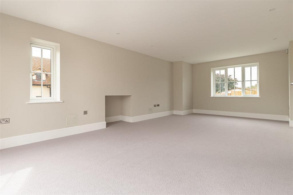 2 Clovis Close house (8).jpg