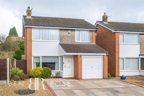 3 bedroom detached house for sale, Garsdale Close, Walton-Le-Dale, Preston