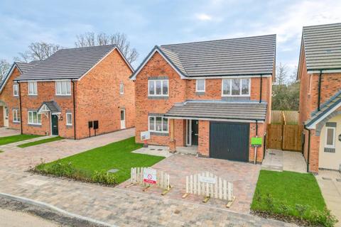 4 bedroom detached house for sale, McArthur Gardens, Woodlands Road, Bedworth