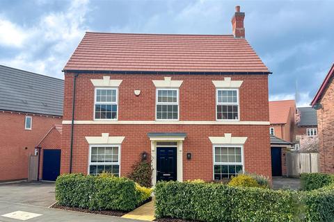 4 bedroom detached house for sale, Russett Avenue, Off The Longshoot