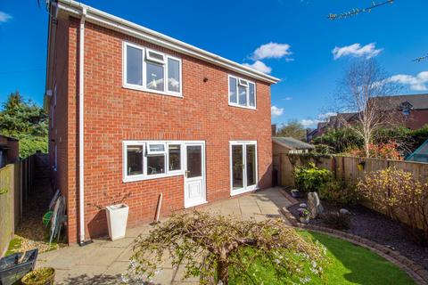 4 bedroom detached house for sale, Willoway Road, Vicars Cross, Chester