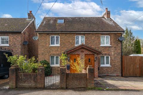 3 bedroom semi-detached house for sale, Snow Hill, Crawley Down, Crawley