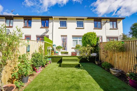 33 Denham Close, St Leonards-on-sea, TN38 9RS