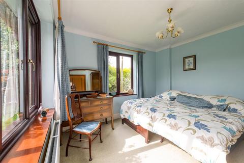 Woodside Stackwood Road, Polstead Heath, Colchester, CO6 5BA