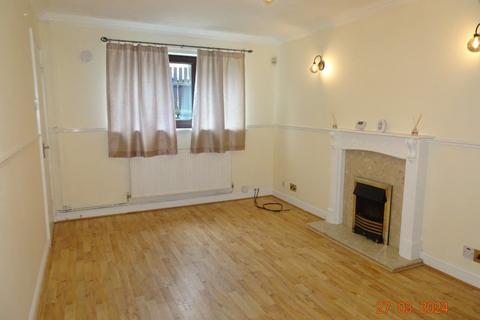 2 bedroom terraced house to rent - Paterson Close, Stocksbridge, Sheffield, S36 1JS