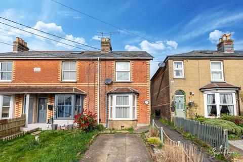 2 bedroom end of terrace house for sale, Clatterford Road, Newport