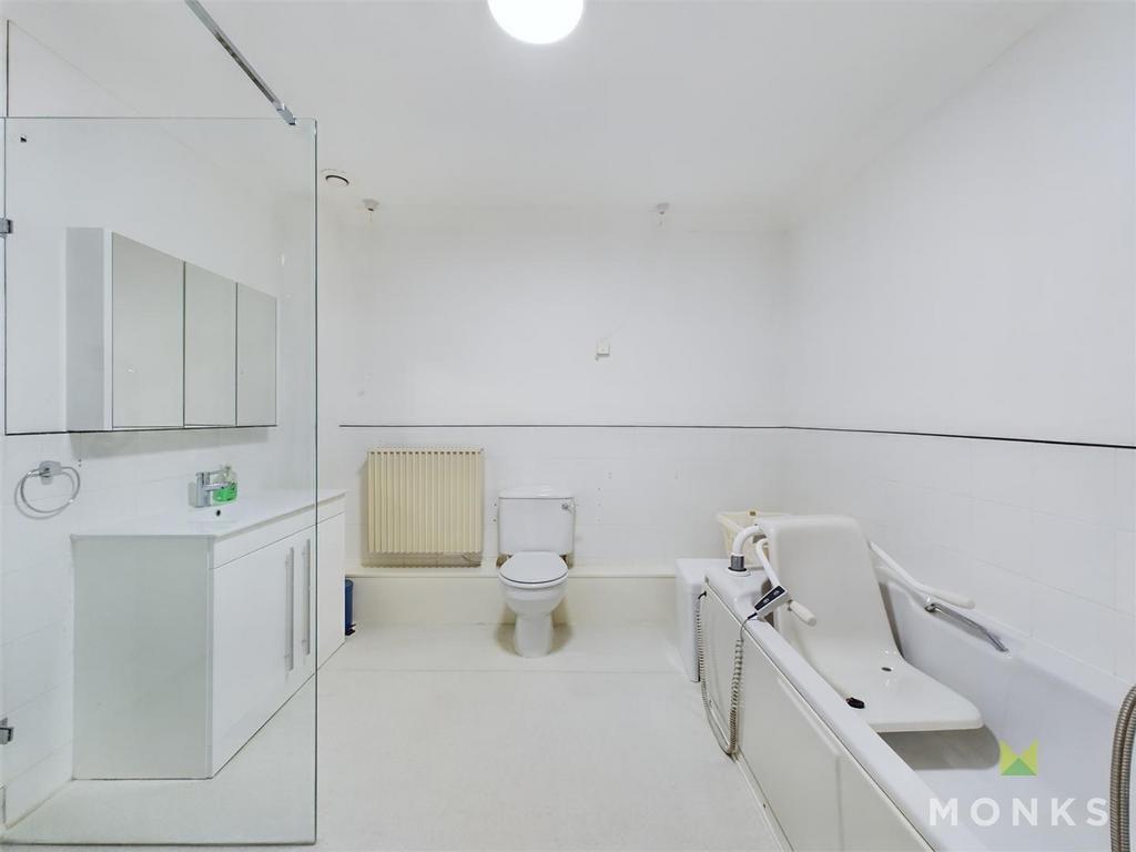 CAM01420 G0-PR0261-STILL002.jpg