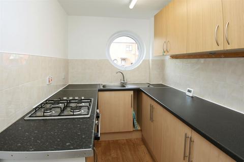 2 bedroom terraced house for sale, Audley Avenue, Newport