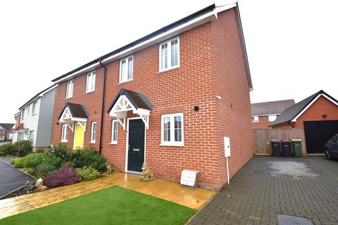 34 Athelstan Crescent, Rochford, SS4 1GY