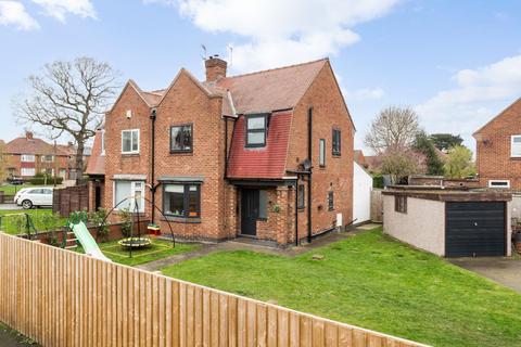 3 bedroom semi-detached house for sale - Lown Hill, York