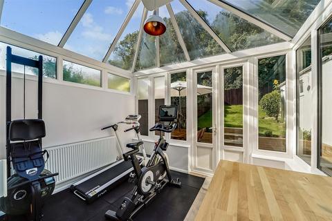 46 Larkshall Crescent, London, E4 6NS
