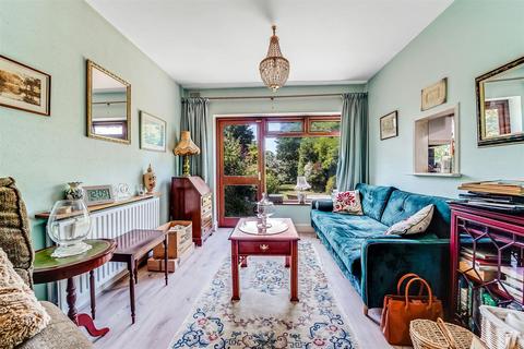 24 Dale View Avenue, London, E4 6PL