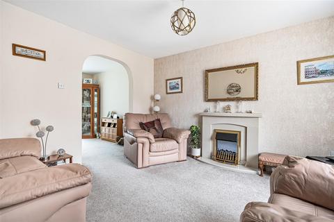 4 bedroom detached house for sale, Davies Drive, Devizes, Wiltshire, SN10