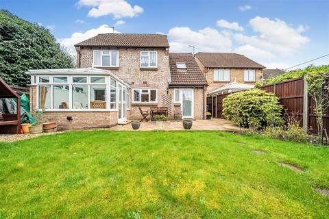 4 bedroom detached house for sale, Davies Drive, Devizes, Wiltshire, SN10