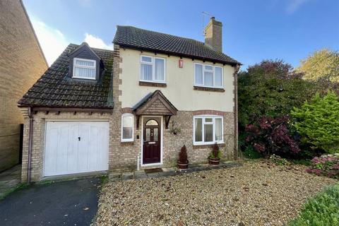 4 bedroom detached house for sale, Davies Drive, Devizes, Wiltshire, SN10