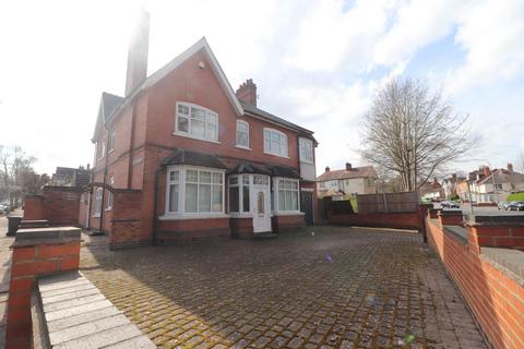 5 bedroom house to rent - Stoughton Road, Leicester