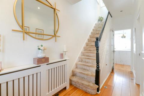 171 Waltham Way, London, E4 8AG