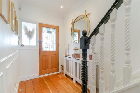 171 Waltham Way, London, E4 8AG
