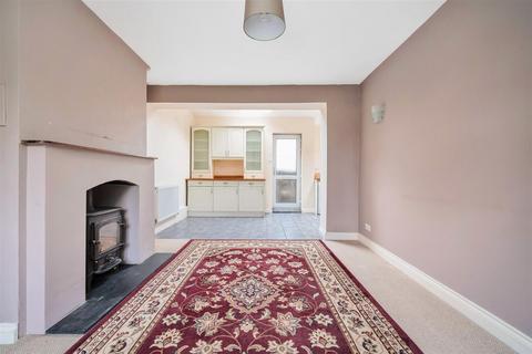 2 bedroom semi-detached house for sale, Woodland Road, Patney