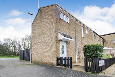 3 bedroom semi-detached house for sale, Northbrook, Corby NN18