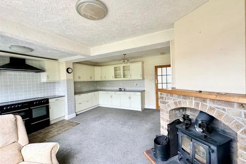 3 bedroom semi-detached house for sale - Springfield Road, Plymouth PL9