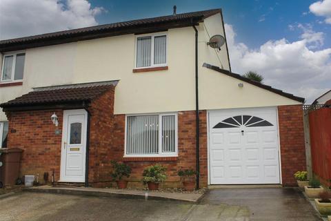 3 bedroom end of terrace house to rent - Battershall Close, Plymouth PL9