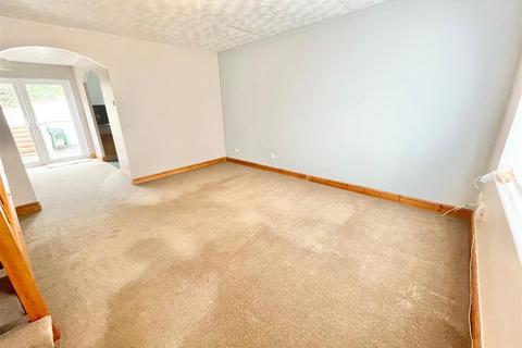 3 bedroom end of terrace house to rent, Battershall Close, Plymouth PL9