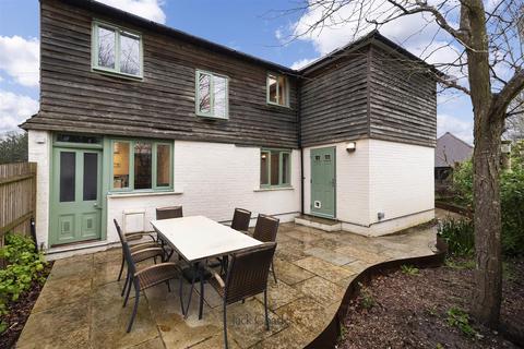 4 bedroom detached house for sale, Tudeley Lane, Tonbridge