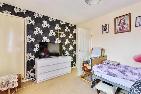 34 Gleneagles Road, Middlesbrough, TS4 3JF