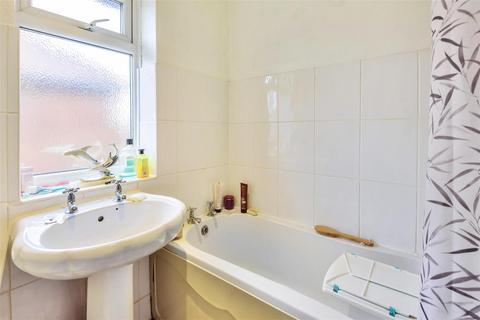 34 Gleneagles Road, Middlesbrough, TS4 3JF