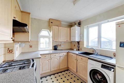3 bedroom end of terrace house for sale - Valley Road, Nottingham