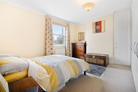 38 Clewer Hill Road, Windsor, SL4 4BW