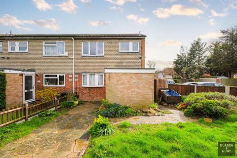 2 bedroom end of terrace house for sale - Adelphi Crescent, Hornchurch, RM12