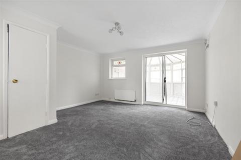 199 Wingfield Road, Hull, HU9 4QG