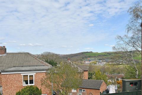 3 Burns Drive, Dronfield, S18 1NJ