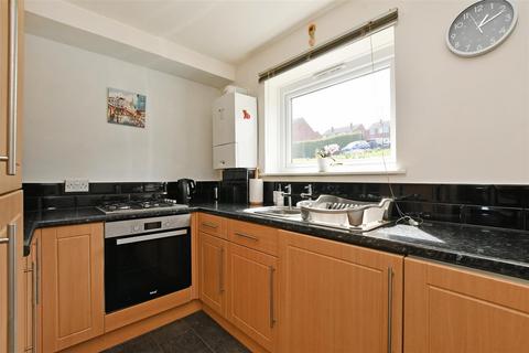 3 Burns Drive, Dronfield, S18 1NJ