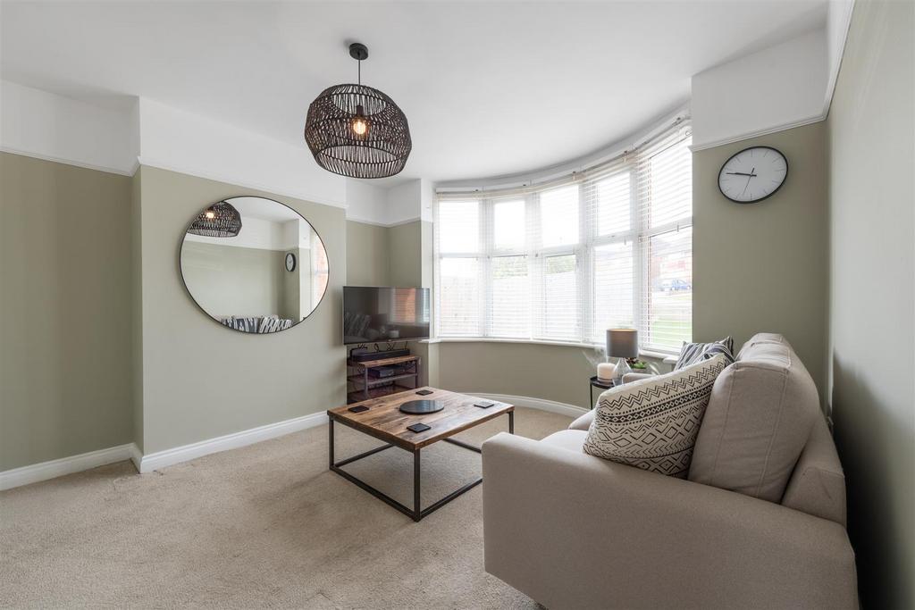 158 Wagon Lane, Solihull, B92 7 PA 11.jpg